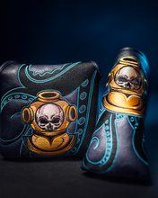 Load image into Gallery viewer, Dead Man&#39;s Diver - Mallet Navy
