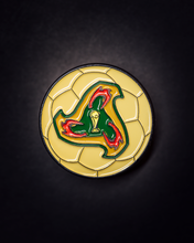 Load image into Gallery viewer, Retro World Cup 02 Ball Marker
