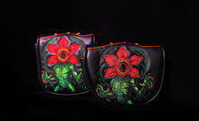 Load image into Gallery viewer, The Demo - Center Shaft Putter Covers

