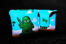 Load image into Gallery viewer, Hellfire Tour - Major Putter Cover &amp; Marker
