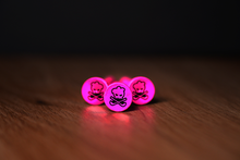 Load image into Gallery viewer, Small Golf Tees x50 - Pink

